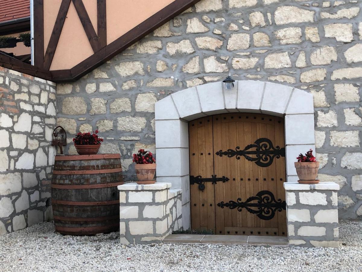 Hotel Madarlatta Vendeghaz Fertőrákos Zewnętrze zdjęcie