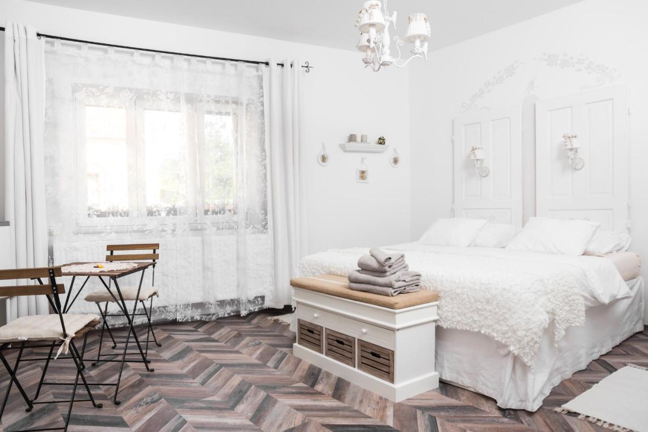 Hotel Madarlatta Vendeghaz Fertőrákos Zewnętrze zdjęcie
